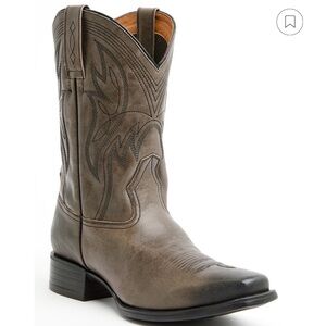 Men's Western Cowboy Boot in Gray with Decorative Stitching